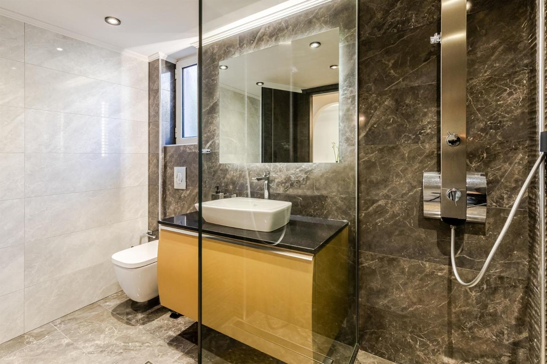 Vivian'S Luxury Suite Monemvasia Bagian luar foto